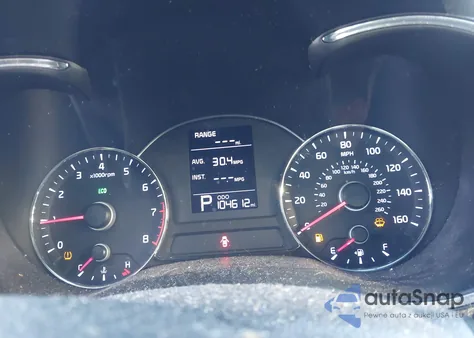 2016 Kia Forte Lx z USA, uszkodzony, nr VIN KNAFK4A64G5612954